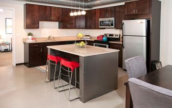 Kitchen islands (select lofts)